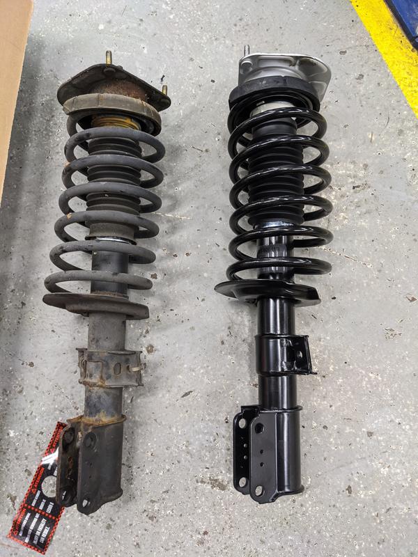 Should I replace struts as a pair?